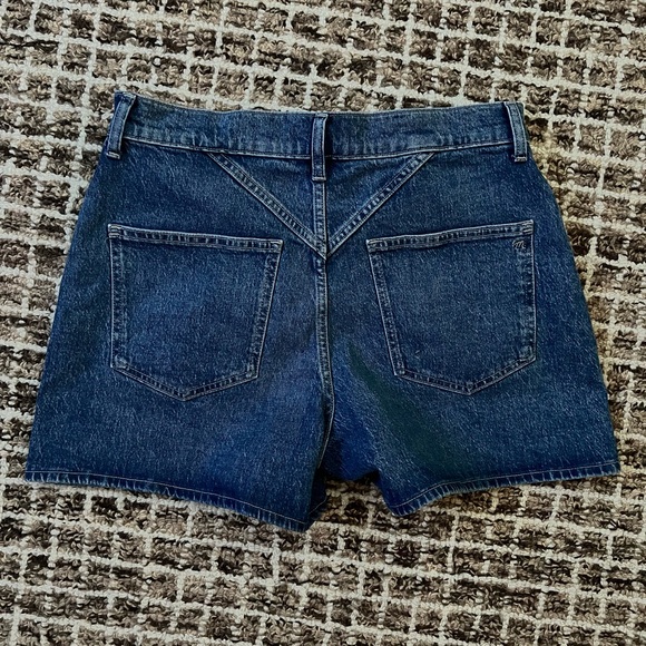 The Mid-Length Momjean Short in Juneau Wash: Yoke Edition - Picture 9 of 9